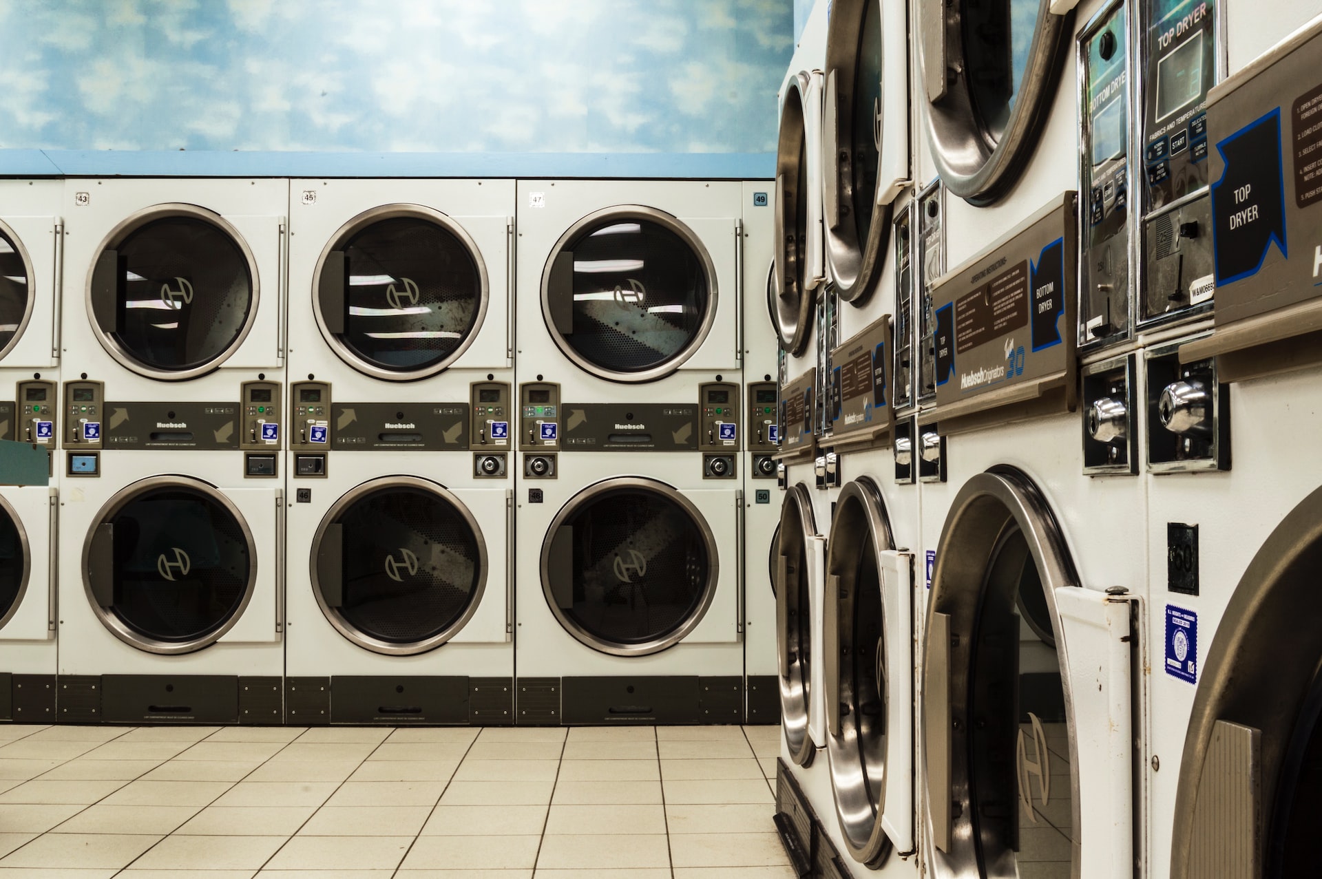 how to money with a laundromat
